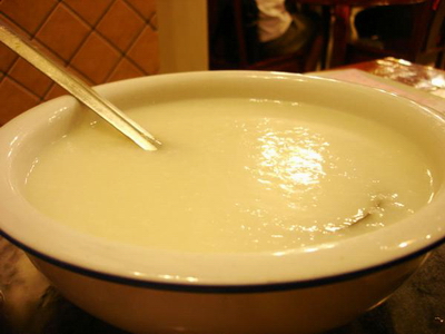 胃口差,喝碗小米粥