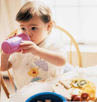 心情好让孩子吃饭香(图)