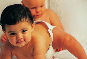 Ӧ��Ӥ��ʪ��ؼ��ڻ�����ͼ��