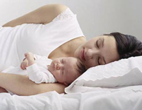 到底是什么才是正确的睡姿(图)