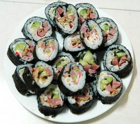 ����˾С��ʳ���ж���ͼ��