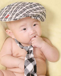 启发婴儿智力从小手开始(图)