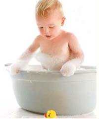 新生宝宝洗浴护理的要点(图)